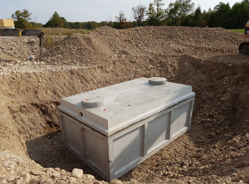 concrete septic tank