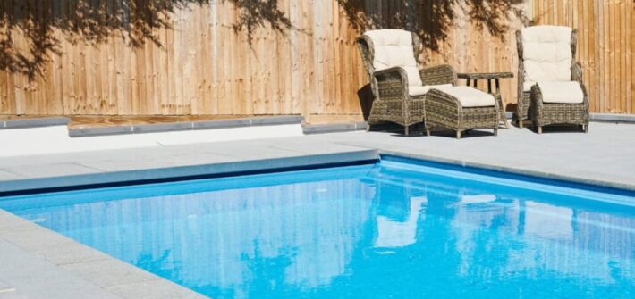 outdoor pool installation